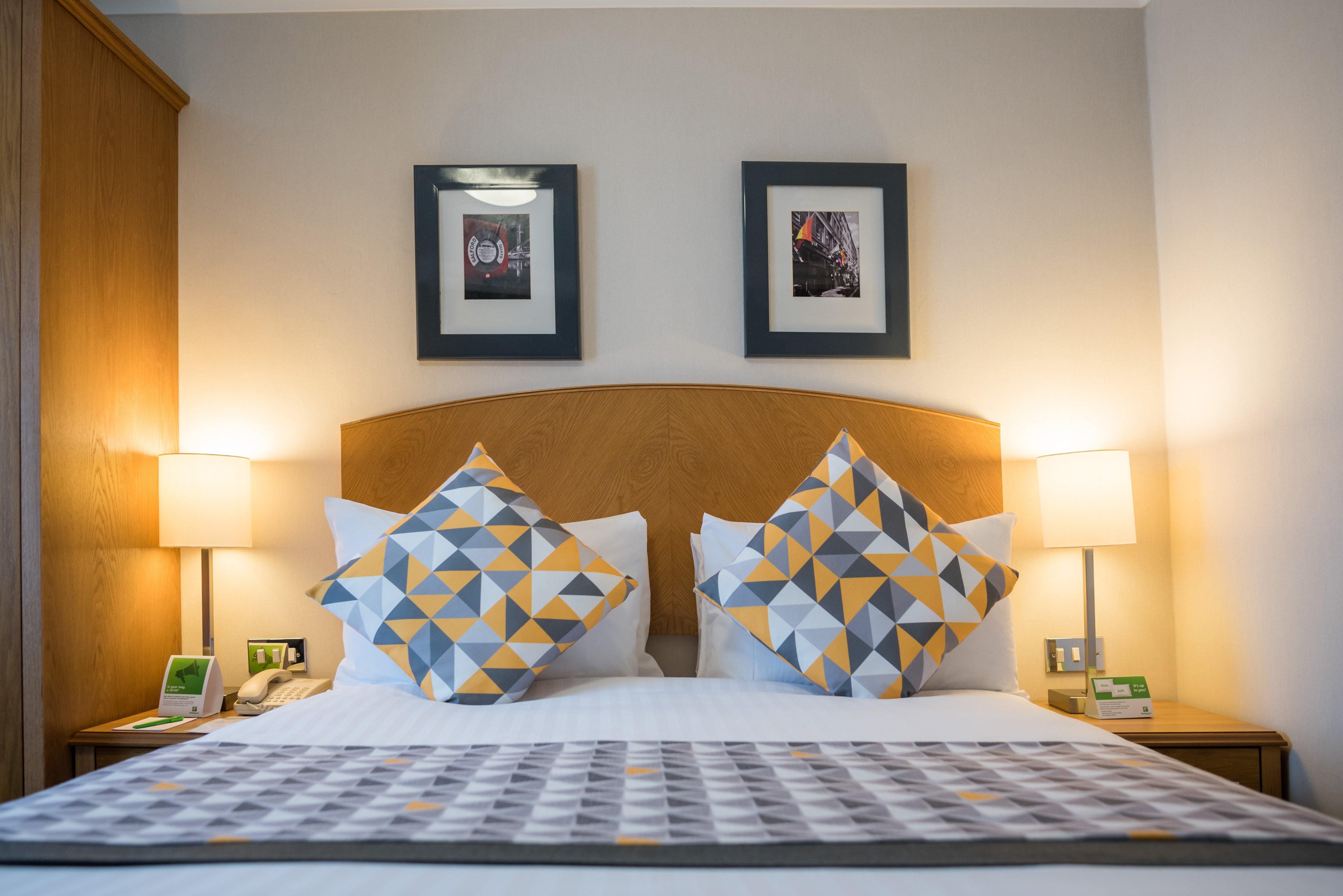 Holiday Inn Manchester West By Ihg Salford  Exterior foto